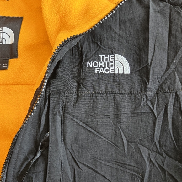 The North Face Men's Size XXL Anorak Denali 2 Summit Gold - Picture 3 of 6